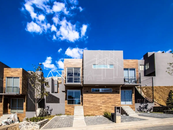 ¡Estrena Casa en Renta en Arborada! Petfriendly, Rooftop y Doble Seguridad | $28,000 (Mantenimiento Incluido) – AR Real Estate