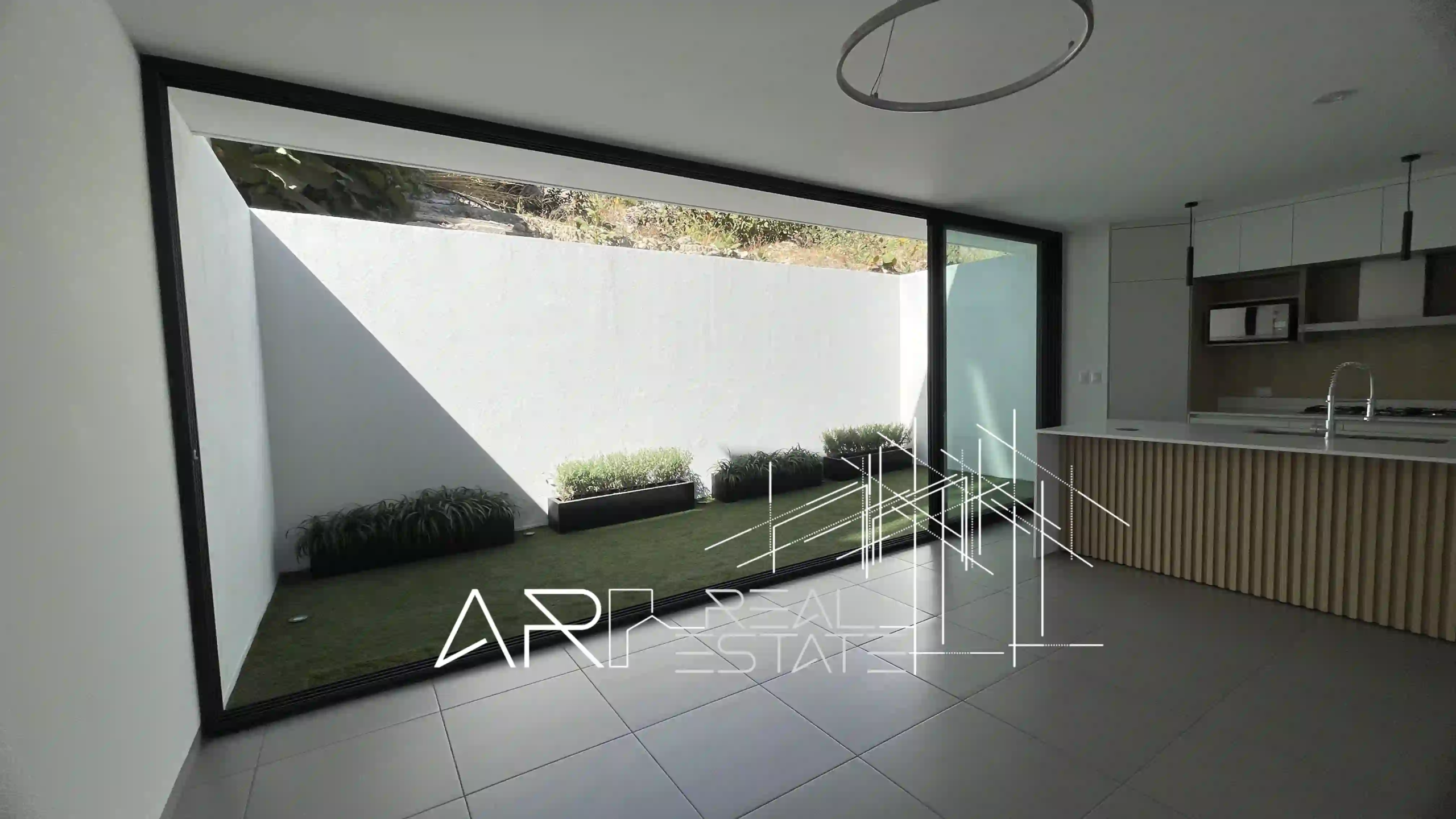 3 Residencia en Venta en Lago Esmeralda – AR Real Estate