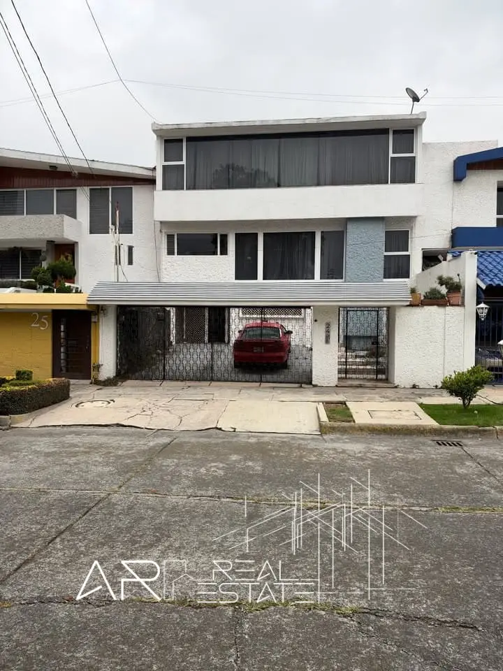 1 Casa en Venta en Ciudad Satélite | 390 m² a 5 Min de Zona Azul